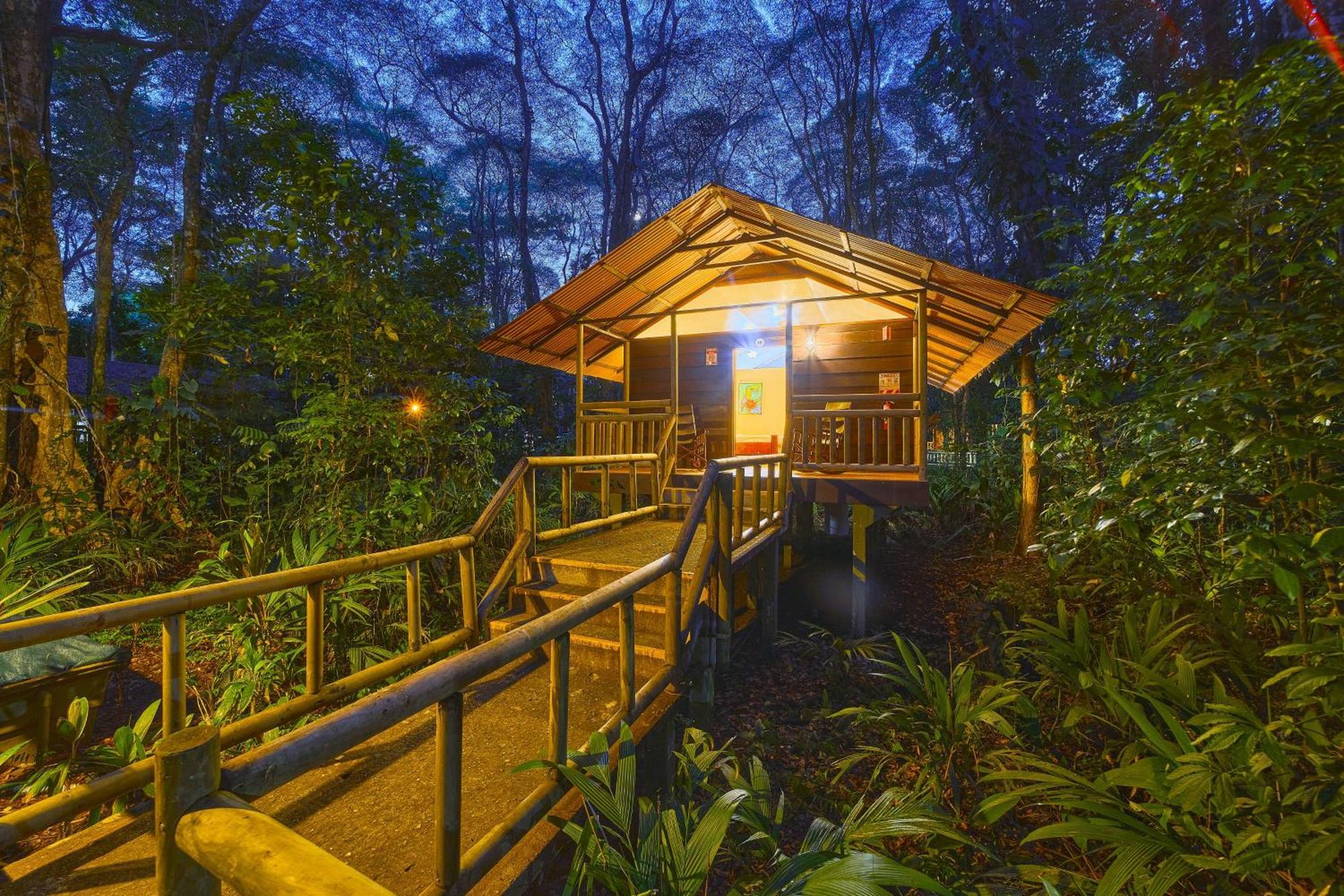טורטוגוארו Evergreen Lodge מראה חיצוני תמונה
