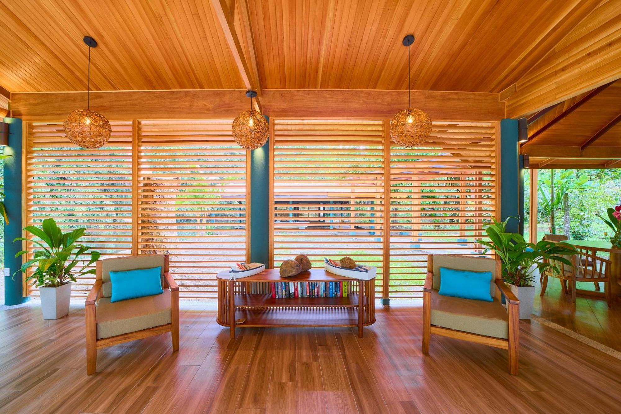 טורטוגוארו Evergreen Lodge מראה חיצוני תמונה