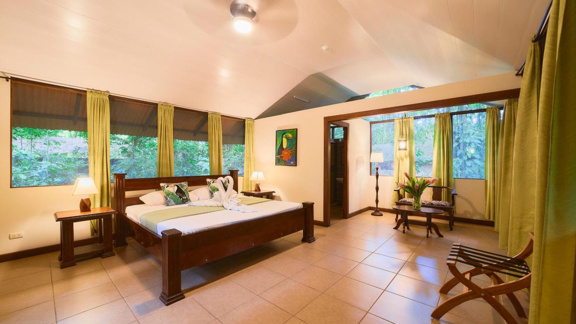 טורטוגוארו Evergreen Lodge מראה חיצוני תמונה
