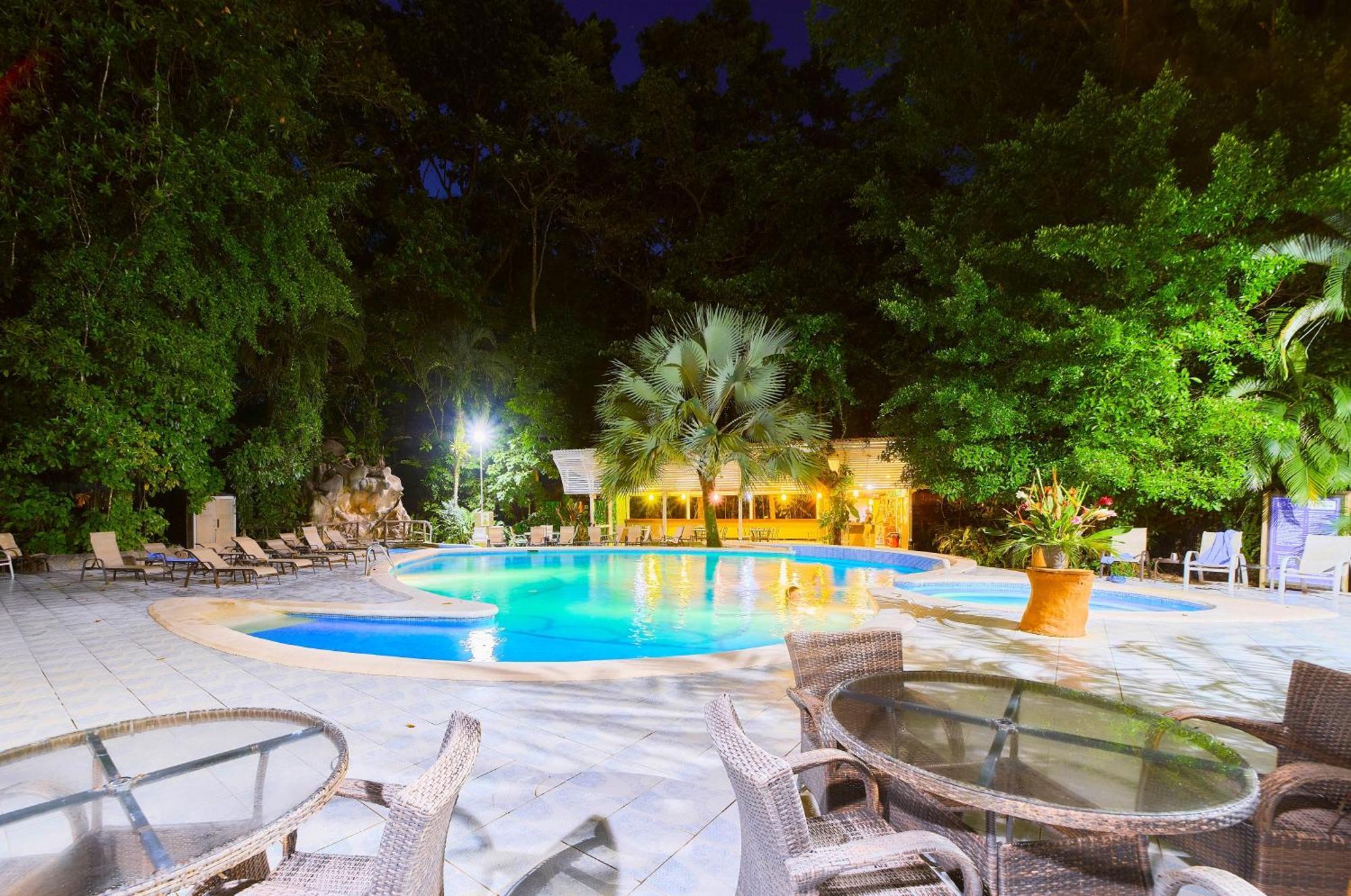 טורטוגוארו Evergreen Lodge מראה חיצוני תמונה