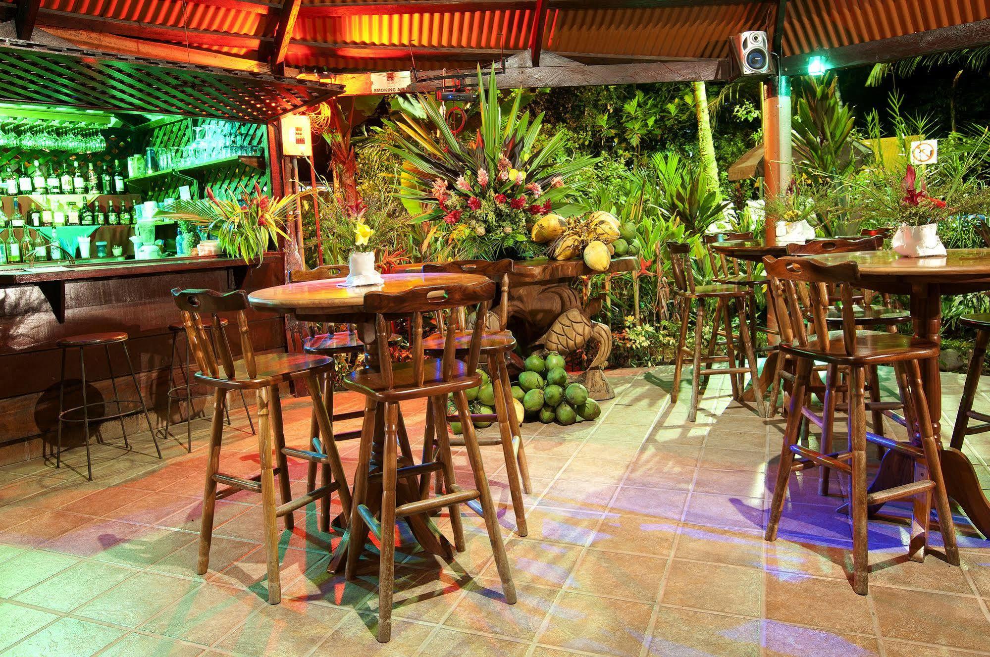 טורטוגוארו Evergreen Lodge מראה חיצוני תמונה